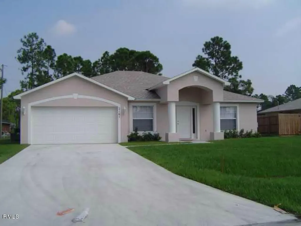 2161 SW Banos Avenue Port St Lucie FL 34953