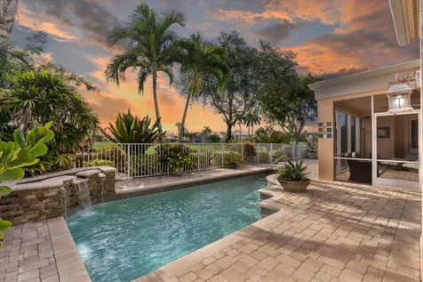 5812 Waterford Boca Raton FL 33496