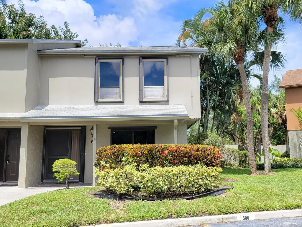 507 Sandtree Drive Palm Beach Gardens FL 33403