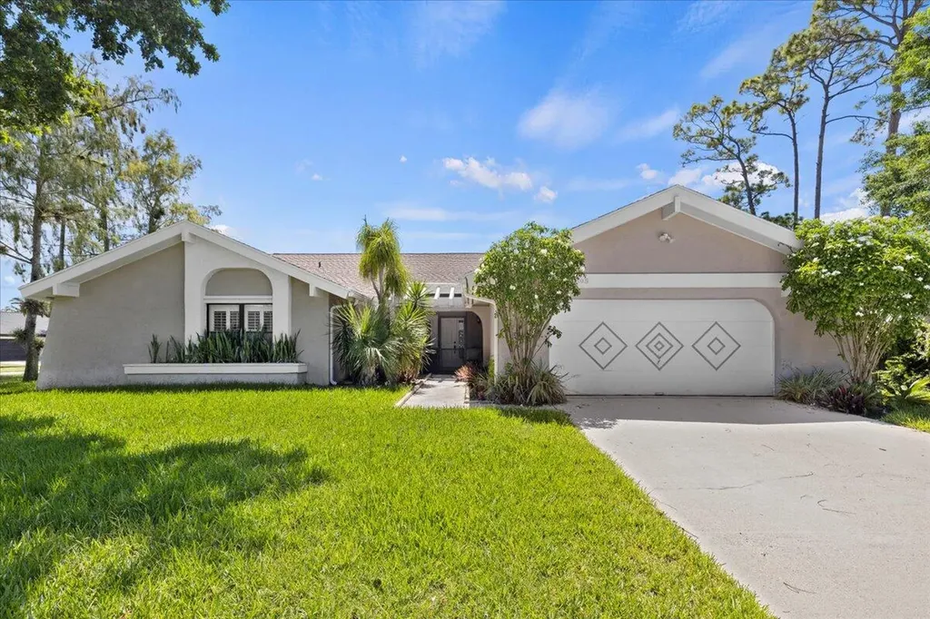 12305 Sawgrass Court Wellington FL 33414