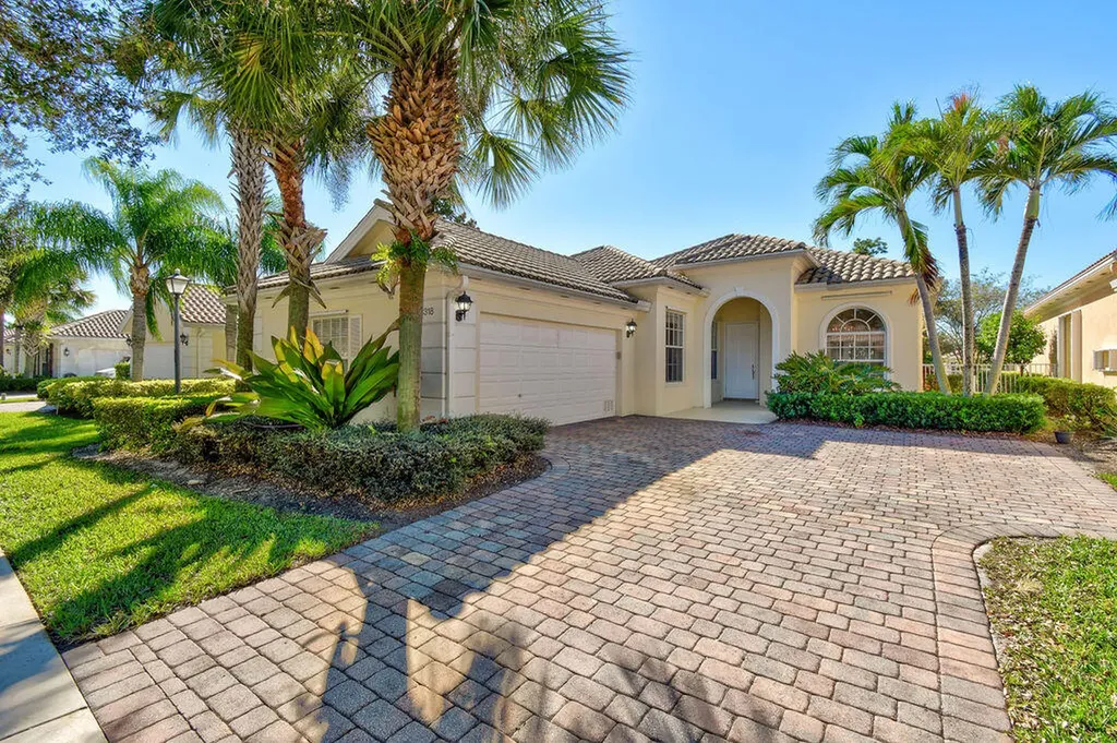 8318 Rosalie Lane Wellington FL 33414