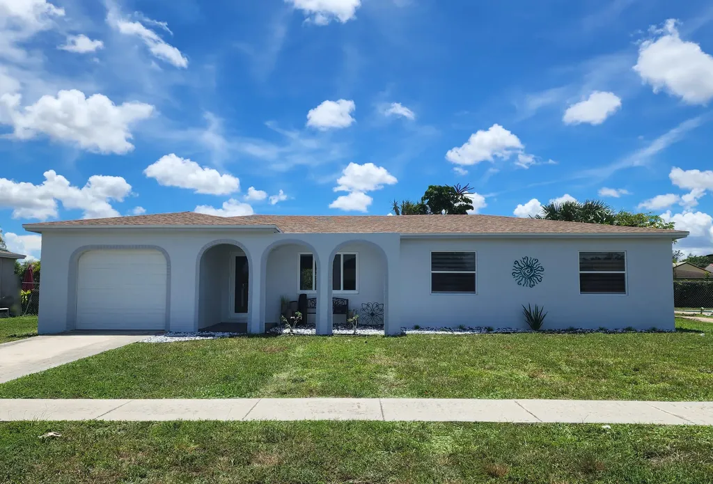 11122 Landsman Street Boca Raton FL 33428