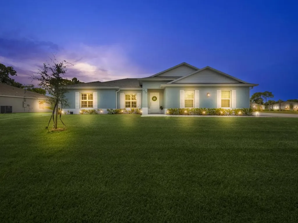 470 NW Concord Drive Port St Lucie FL 34983