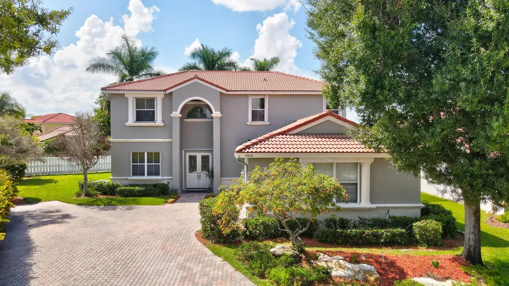 5918 Bay Hill Circle Lake Worth FL 33463