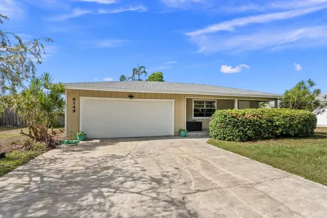 6149 SE Poinciana Lane Hobe Sound FL 33455