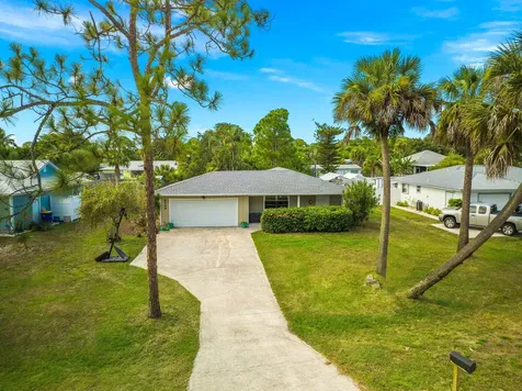 6149 SE Poinciana Lane Hobe Sound FL 33455