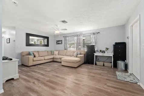 6149 SE Poinciana Lane Hobe Sound FL 33455