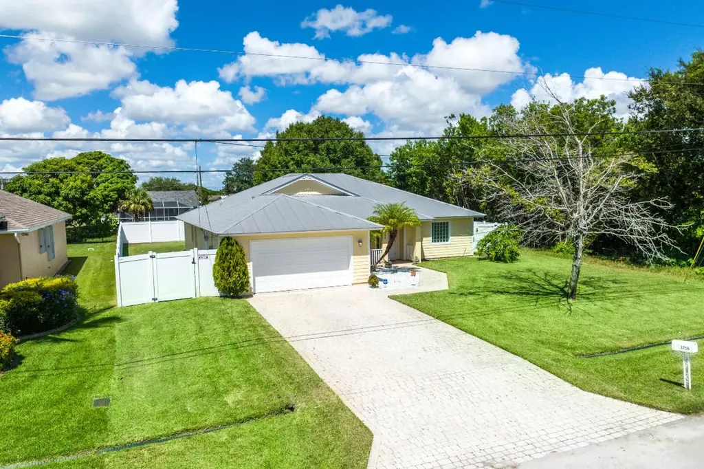 3756 SW Hale Street Port St Lucie FL 34953
