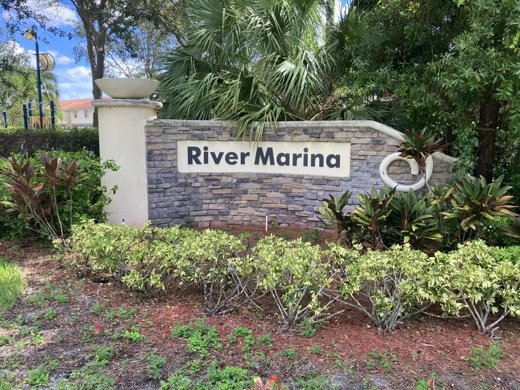 9734 SW Purple Martin Way Stuart FL 34997