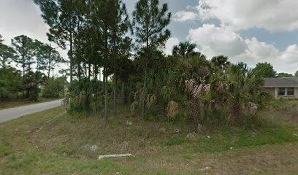 298 Brescia Street NE Palm Bay FL 32907
