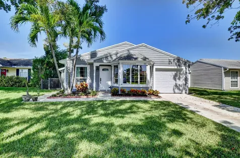 9061 Woodlark Terrace Boynton Beach FL 33472