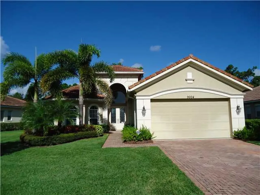 9004 Pumpkin Ridge Port St Lucie FL 34986
