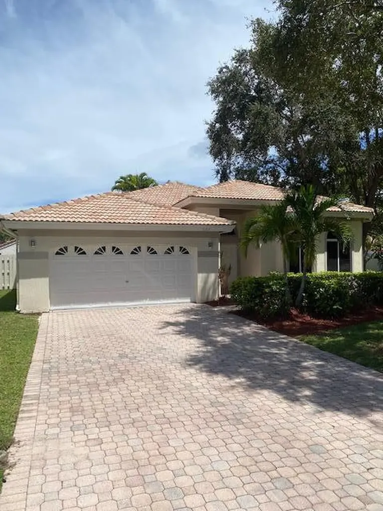 5183 Monterey Lane Delray Beach FL 33484