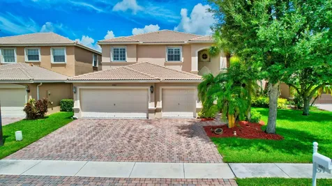 8065 Via Bolzano Lake Worth FL 33467