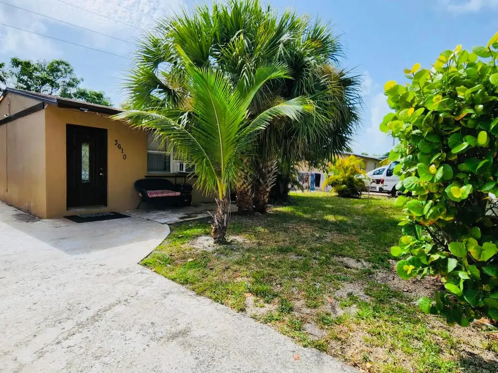 3610 Avenue F Riviera Beach FL 33404