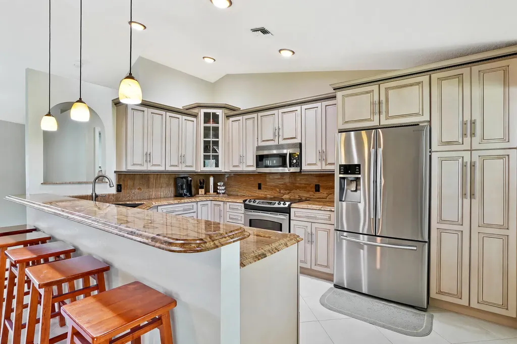 15703 97th Road N West Palm Beach FL 33412