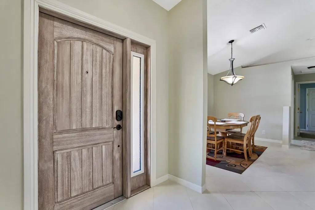 15703 97th Road N West Palm Beach FL 33412