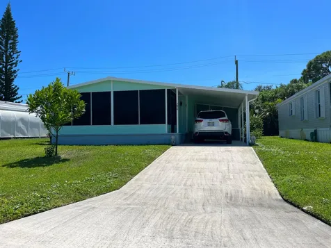 7070 SE Bluebird Circle Hobe Sound FL 33455