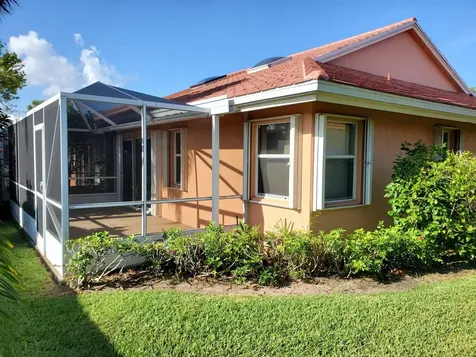 5594 Royal Lake Circle Boynton Beach FL 33437