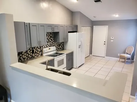 5594 Royal Lake Circle Boynton Beach FL 33437