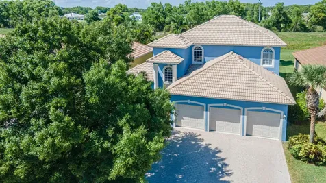 392 NW Sheffield Circle Port St Lucie FL 34983