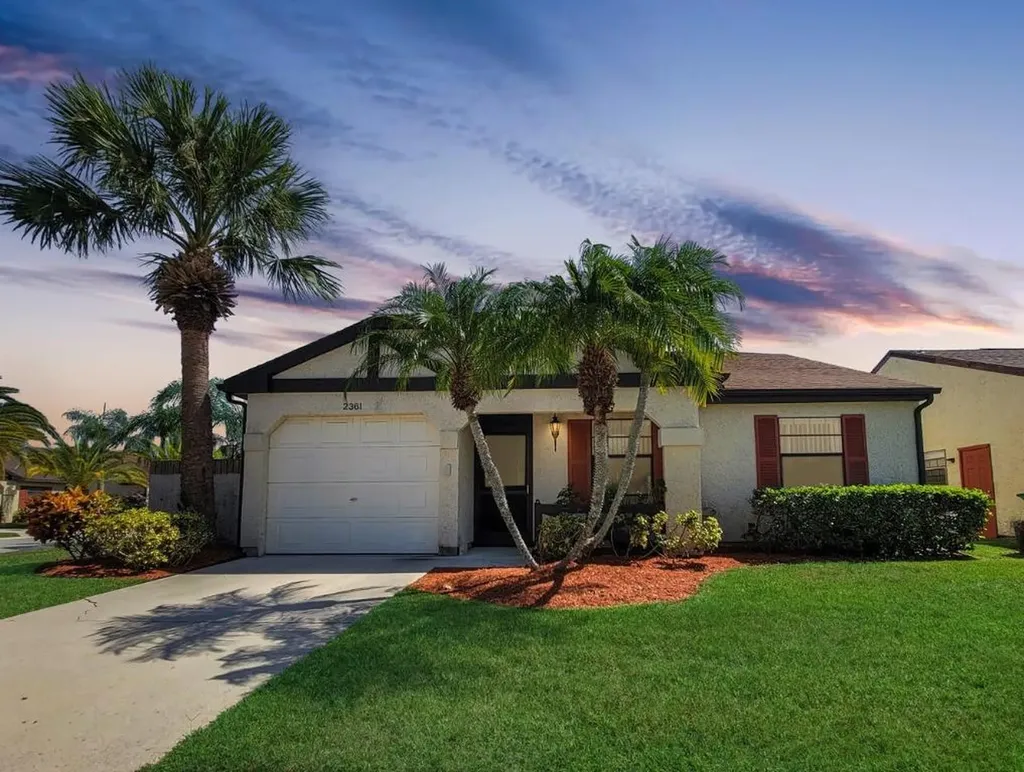 2361 SE Brekenridge Circle Port St Lucie FL 34952