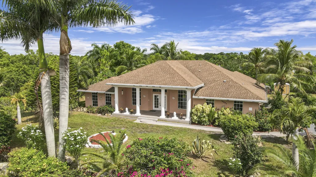 16893 Hamlin Boulevard Loxahatchee FL 33470