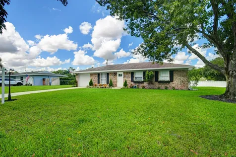 3341 Pebble Beach Drive Lake Worth FL 33467