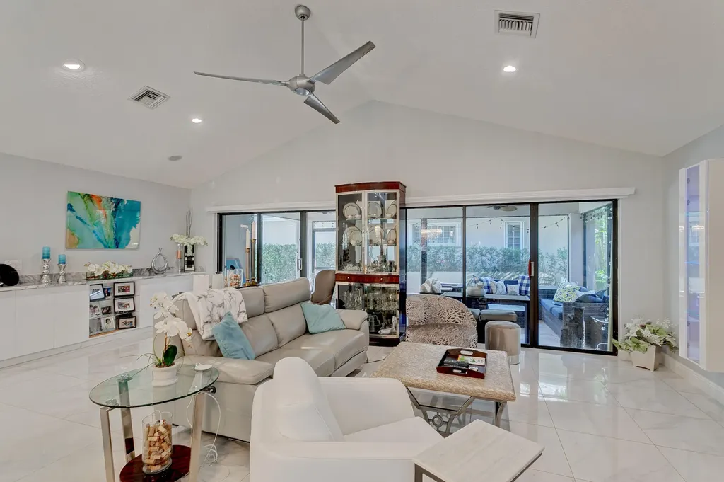 156 Coventry Place Palm Beach Gardens FL 33418