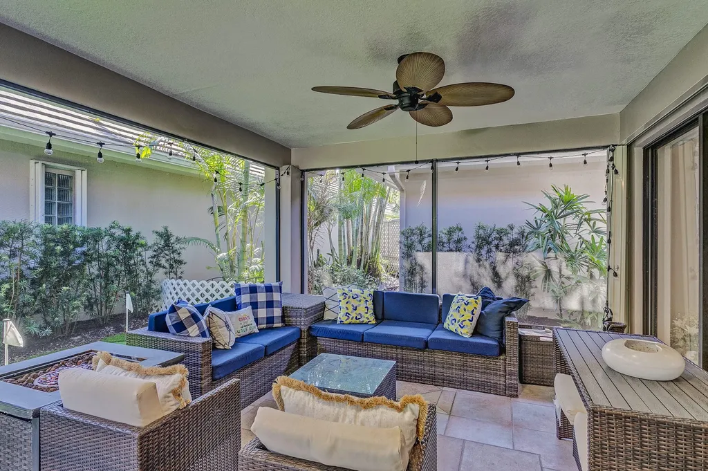 156 Coventry Place Palm Beach Gardens FL 33418