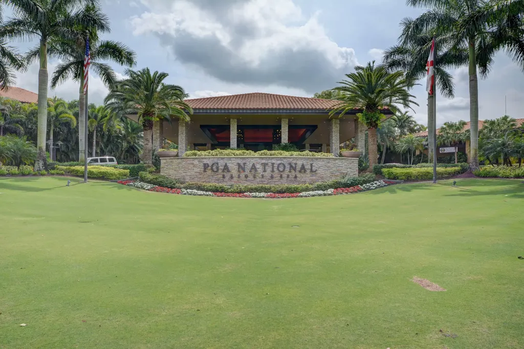 156 Coventry Place Palm Beach Gardens FL 33418