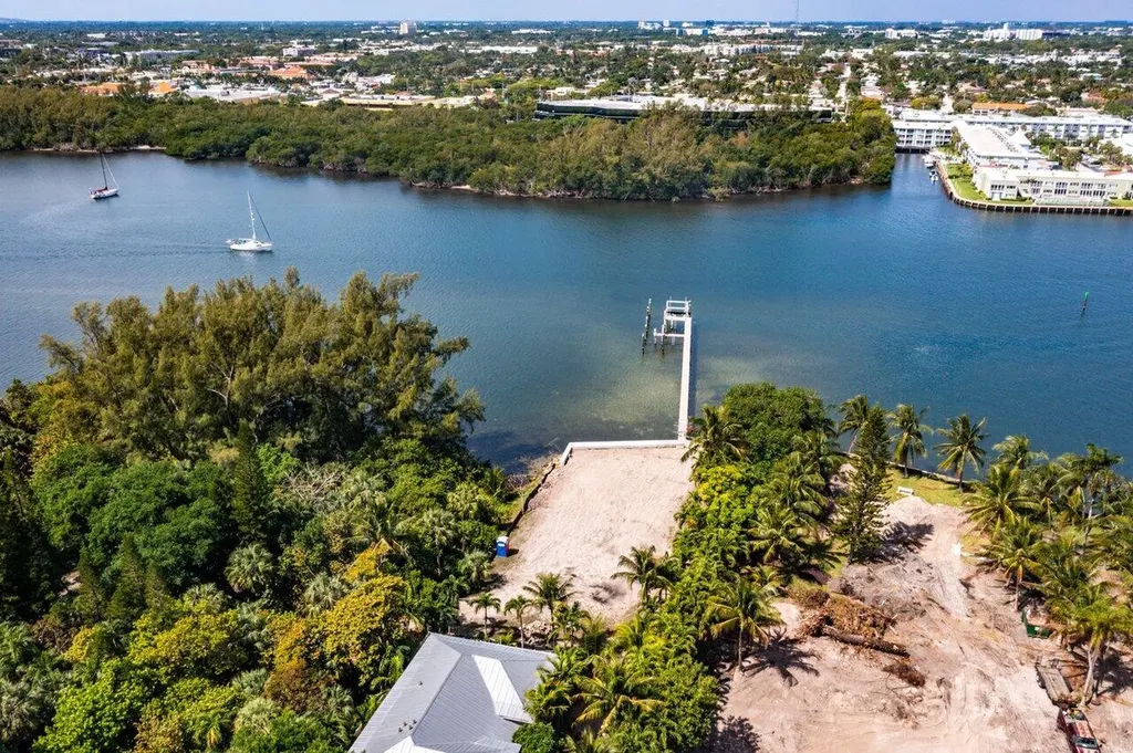 900 Lago Mar Lane Boca Raton FL 33431