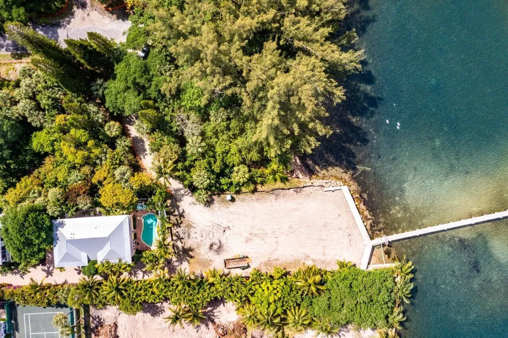 900 Lago Mar Lane Boca Raton FL 33431