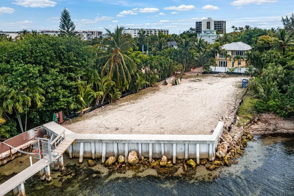 900 Lago Mar Lane Boca Raton FL 33431