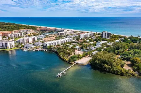 900 Lago Mar Lane Boca Raton FL 33431