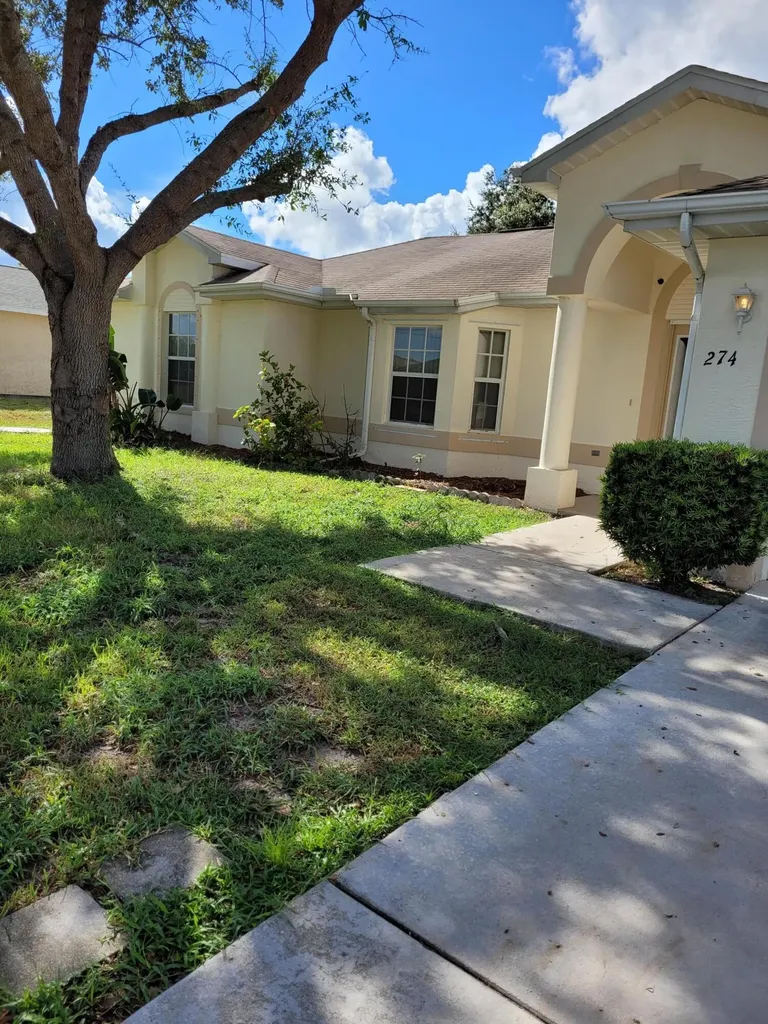 274 SW Amesbury Avenue Port St Lucie FL 34953