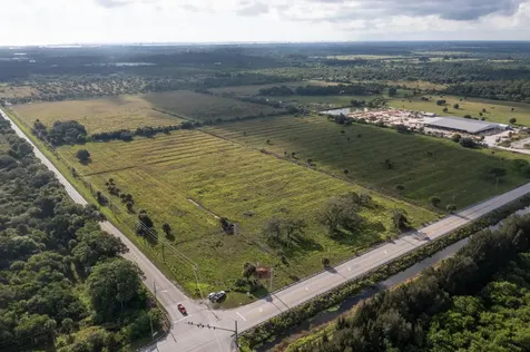 2600 Kings Highway Fort Pierce FL 34982