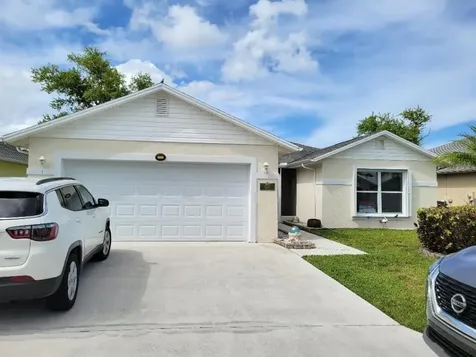 6725 Gaviota Fort Pierce FL 34951