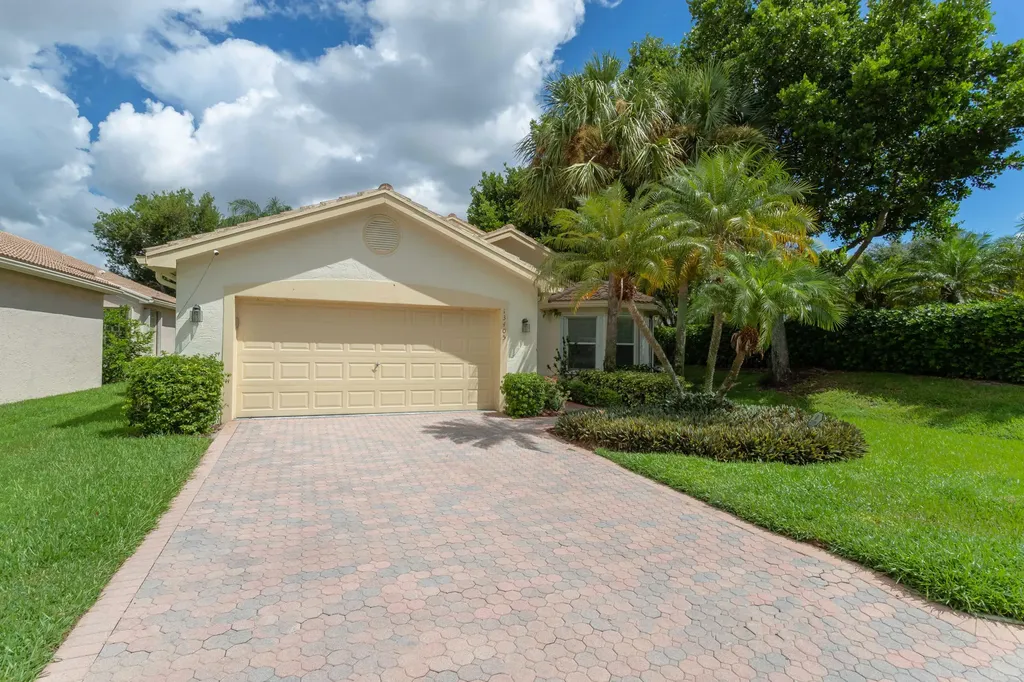 13405 Cordoba Lake Way Delray Beach FL 33446