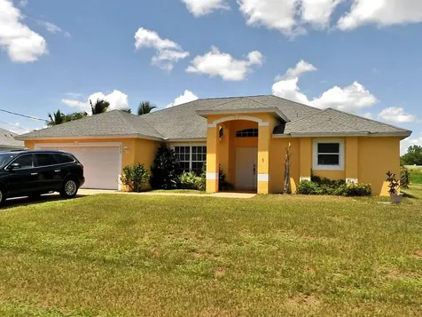 273 SW Glenwood Drive Port St Lucie FL 34984
