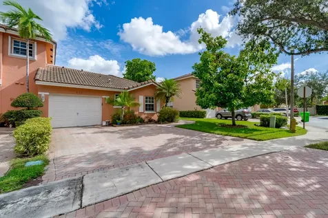 9133 NW 40th Street Sunrise FL 33351
