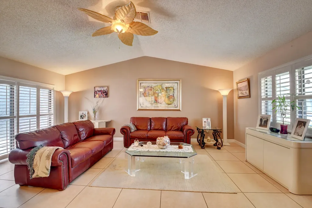 9088 SW 22nd Street Boca Raton FL 33428
