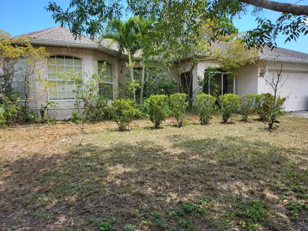 785 NW Rainbow Street Port St Lucie FL 34983