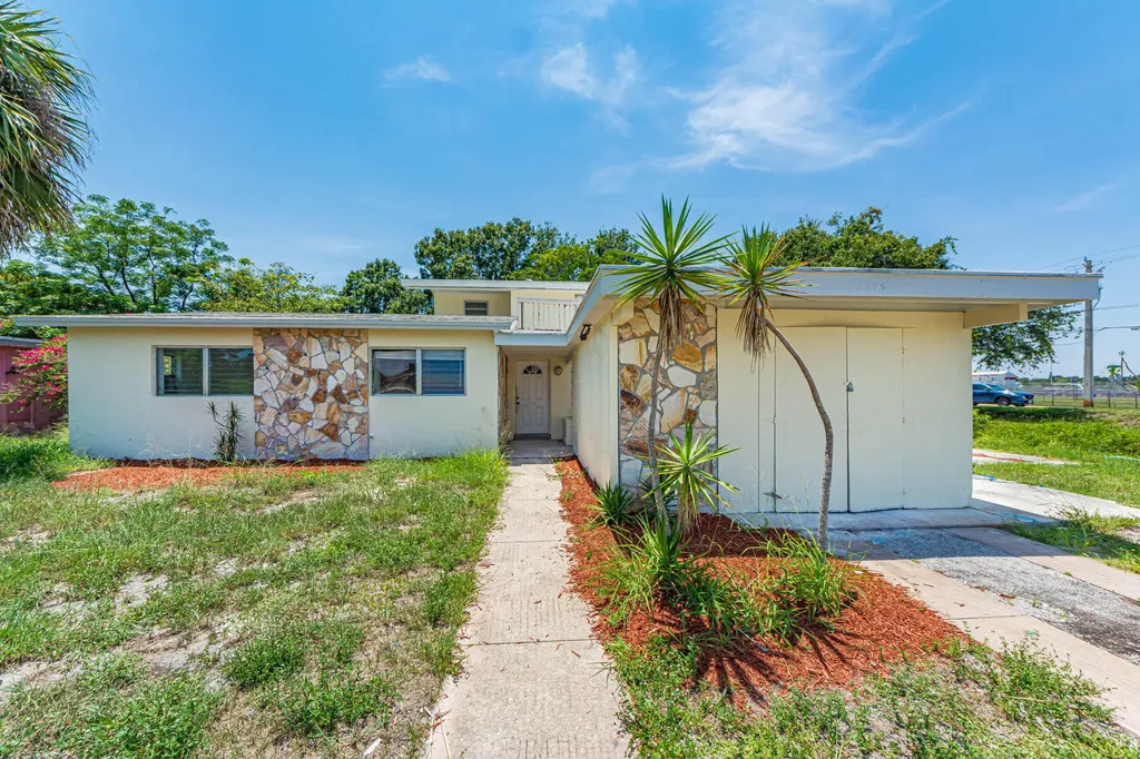 1575 14th Court Vero Beach FL 32960