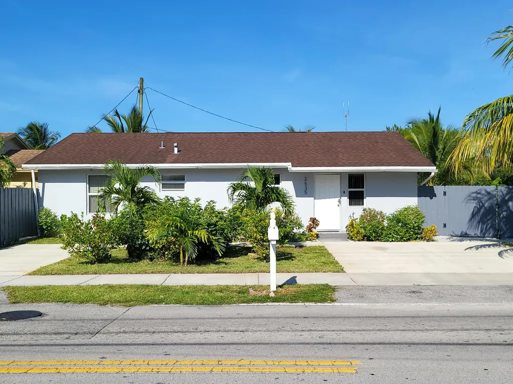 2535 SW 62nd Avenue Miramar FL 33023