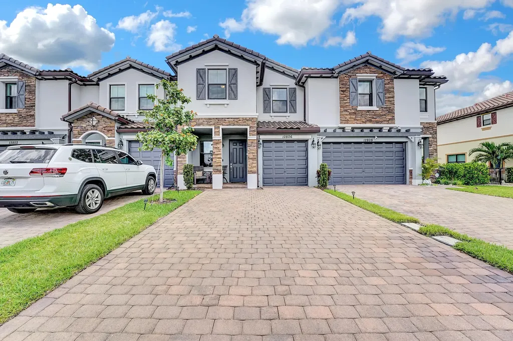 12806 Anthorne Lane Boynton Beach FL 33436