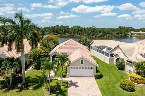 842 SW Lake Charles Circle Port St Lucie FL 34986