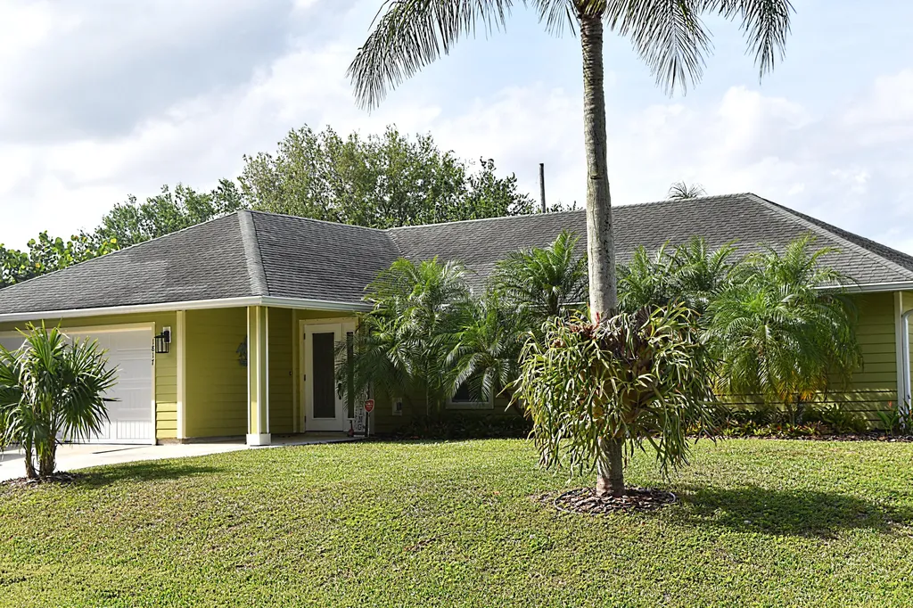 1817 SW Open View Drive Port St Lucie FL 34953