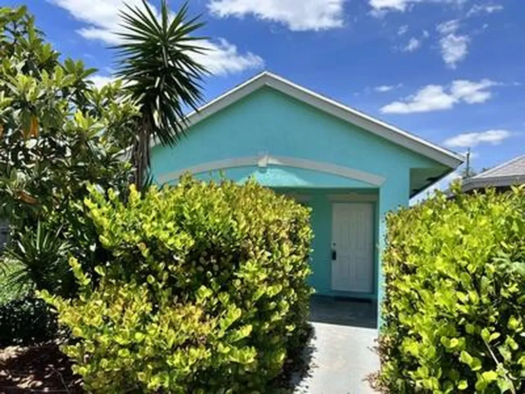 323 S F Street Lake Worth Beach FL 33460
