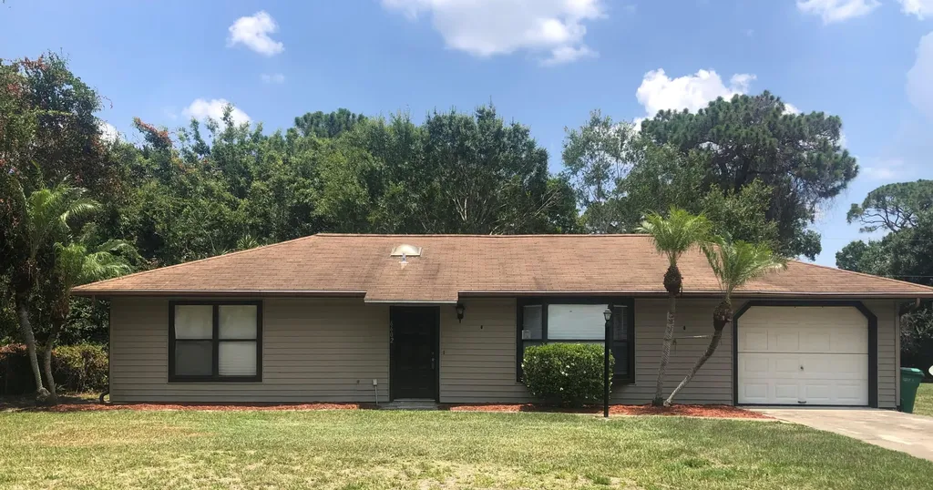 6602 Deland Avenue Fort Pierce FL 34951